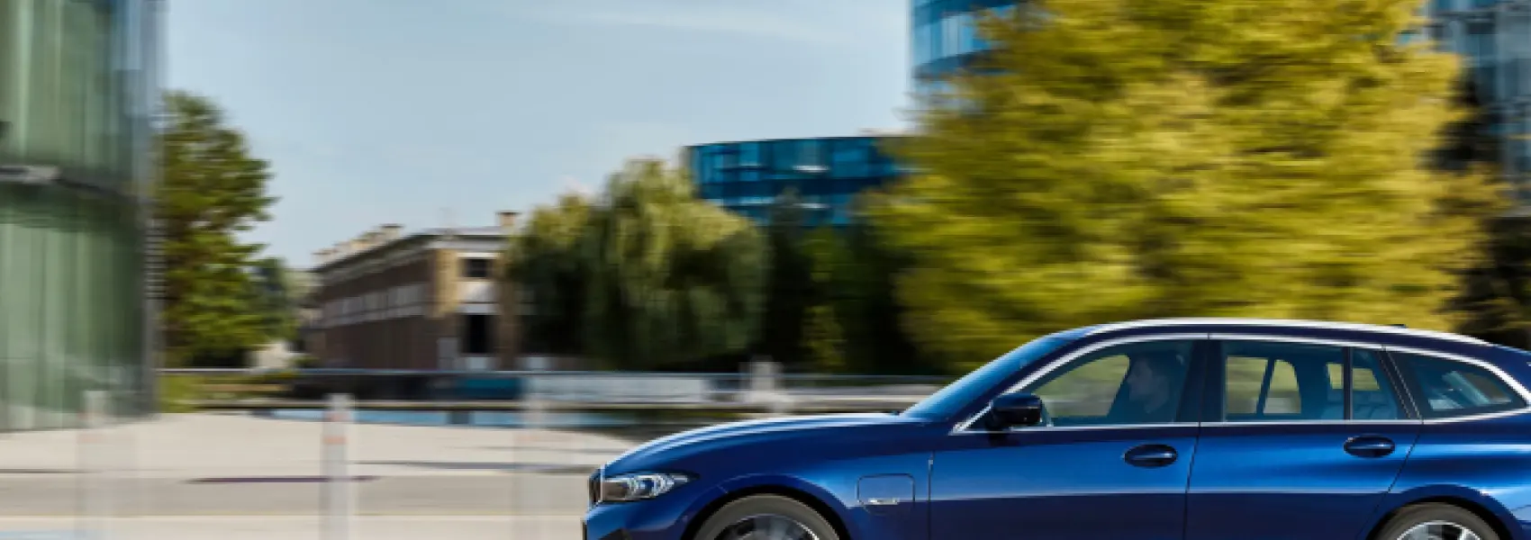 Price Negotiation Strategies for Online Vehicle Purchases